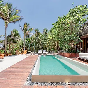 Anana Casa Cantarena Tulum